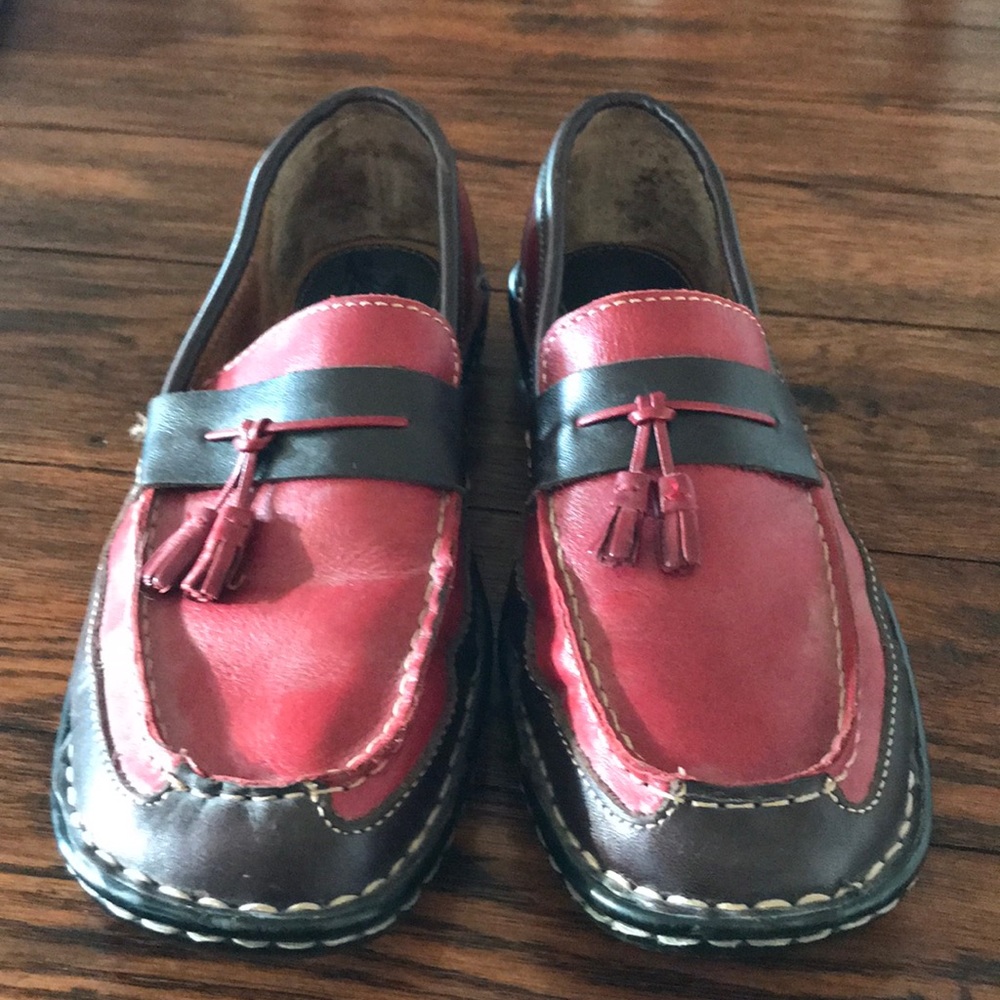 Born Shoes Ladies Size 9 EU 40.5 Red & Brown